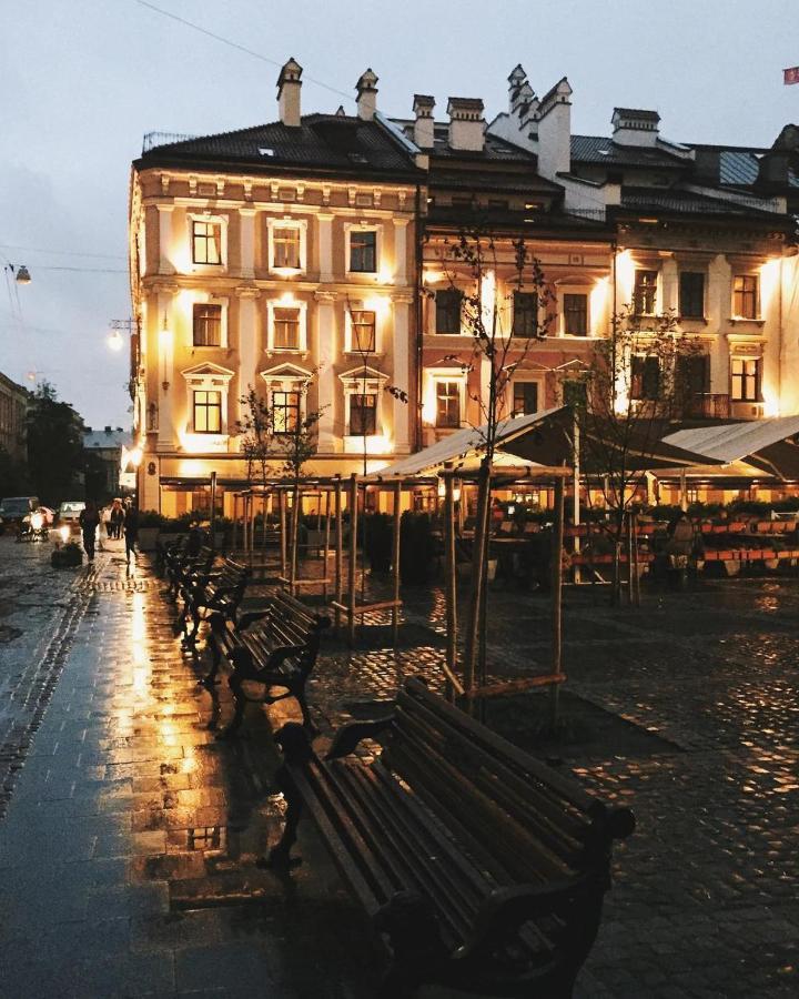 Cozy & New Furnished Flat In Old Town Of Lviv Apartamento Exterior foto